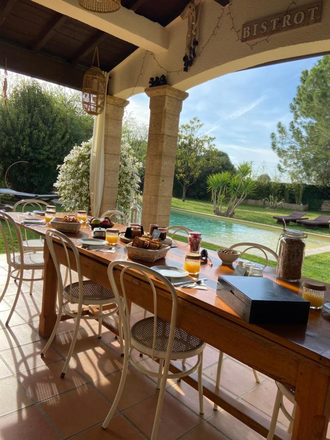 Le Patio, Chambres D Hotes Pour Adultes En Camargue, Possibilite De Naturisme A La Piscine, Aimargues Exterior foto