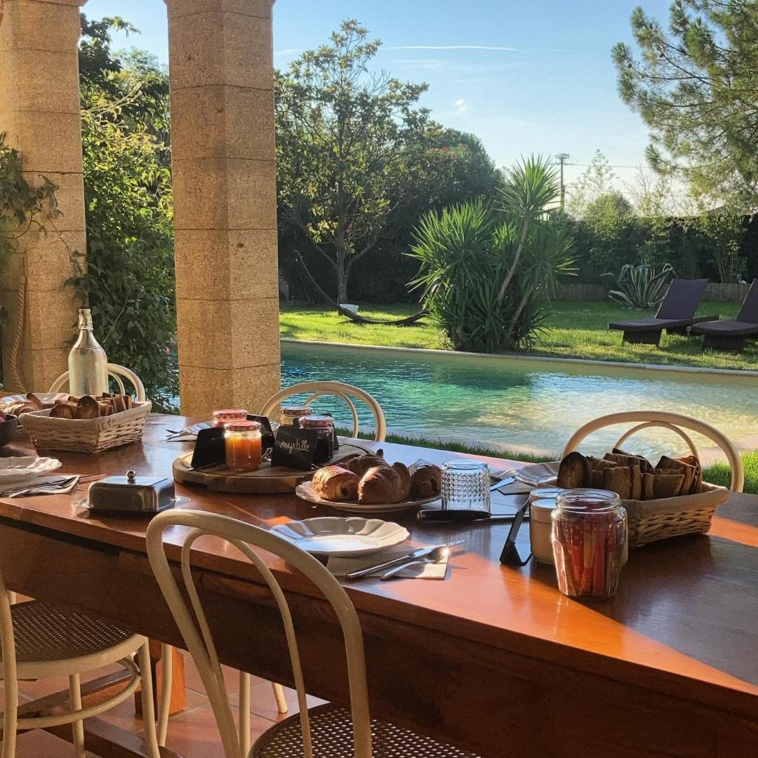 Le Patio, Chambres D Hotes Pour Adultes En Camargue, Possibilite De Naturisme A La Piscine, Aimargues Exterior foto